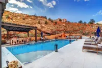 LaFave Luxury Rentals at Zion - Pools