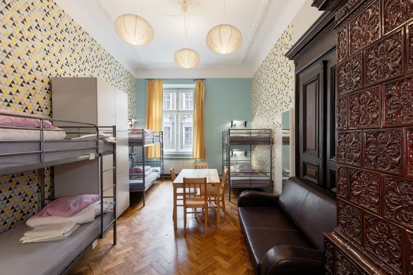 Dizzy Daisy Hostel