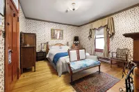 Le Griffon Hotels in Shediac