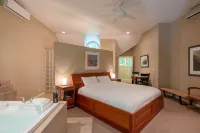 Pigeon Creek Inn - Adults Only Hotels in Olive Township