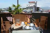 Hostal Casa Blanca - breakfast