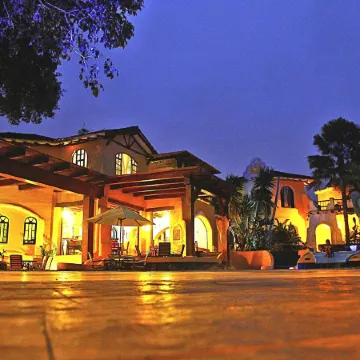 Mantaraya Lodge