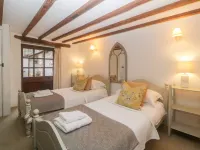 The Cider Barn - 4-Star
