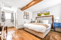 The Walhampton Arms فنادق في Beaulieu
