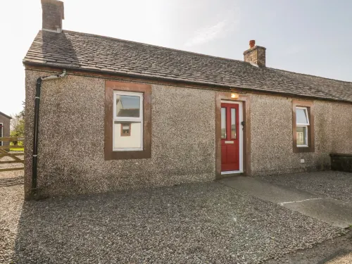 7 Cummertrees Hotels in Annan