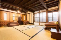 Guest House Kura Hotels in Obuse