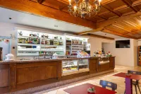 Hotel Ristorante Alla Nave Hotels in Segonzano