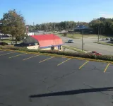 Budgetel Inn & Suites - parking