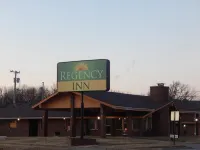 Regency Inn Iola Hotels in Iola