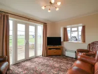 Cliff Farm No 2 Cottage Hotels in Bridport