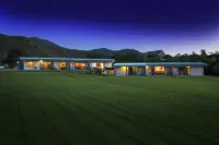 Bay Vista Waterfront Motel Các khách sạn ở 