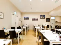 Lost Guest House Stirling - Breakfast