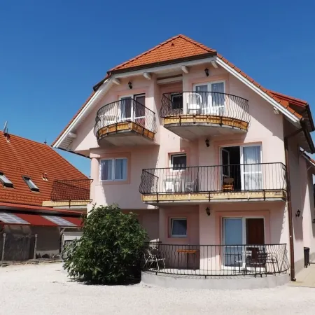 Abigél Apartmanház