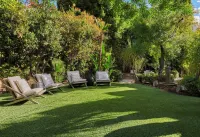 Lucille Palm Springs Hotel a 