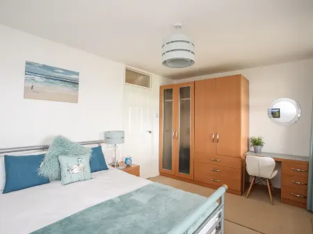 Delfryd Отели рядом с достопримечательностью «Парк Гринвуд Фэмили»