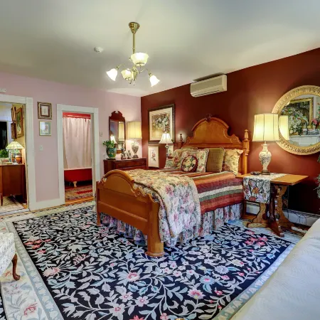 The Fairlawn Inn