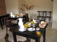 Alto Verde Hostería - Inns