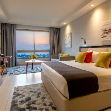 The Ray Hotel and Studios