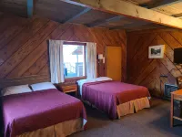 Bigfoot Motel Hotels in Willow Creek