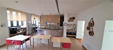 HI Vila Nova de Cerveira - Pousada de Juventude Отели рядом с достопримечательностью «Cerveira»