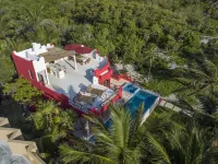 Quiet Home on Beautiful Private Beach w/ Pool Hotels near Secret Cenote