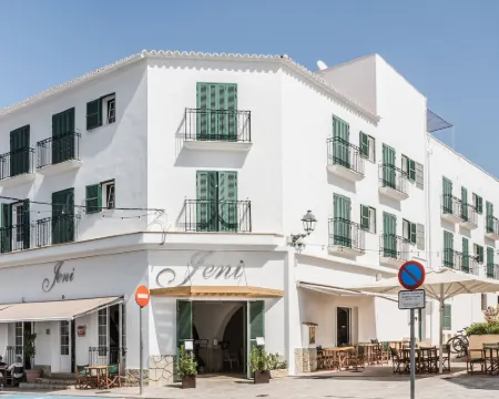 Hotel Jeni & Restaurant Hotels in Menorca