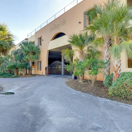 Beach Access and Boardwalk Condo in Dauphin Island