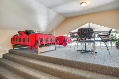 Franklin Home w/ Water Views: Outdoor Dining Area! - WiFi