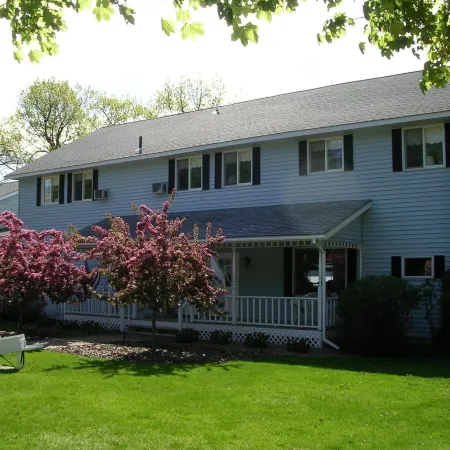 Churchill Pointe Inn