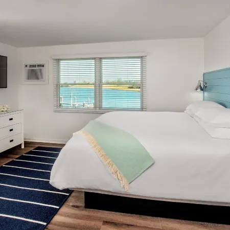 Champlin's Marina & Resort