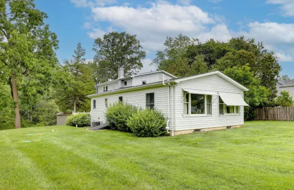 彭寧頓家居帶露台～距離普林斯頓9英里！