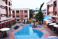 Eusbett Hotel - Pools