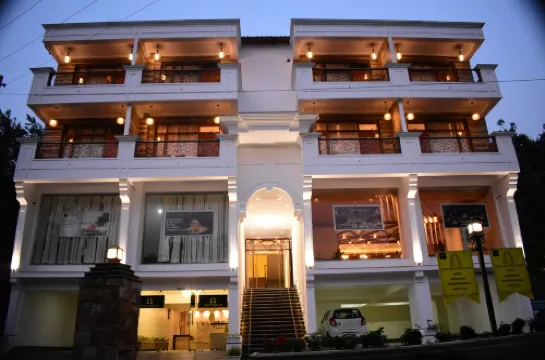 Aaroham the Watergate Hotel Hotels in Bhimtal