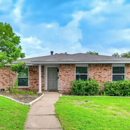 Near Lewisville Lake: Home in The Colony w/ Yard!