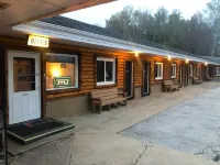 Holiday Motel Hotel a Manistique Township