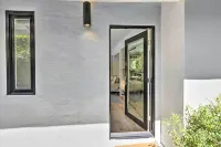 Menlo Park Studio ~ 2 Mi to Stanford University Hotels in Menlo Park