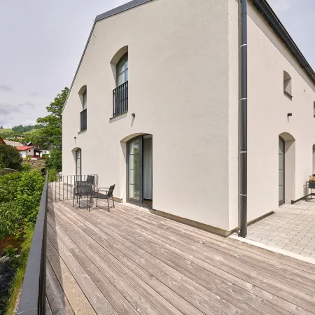 Luxury Home with Large Terrace & Netflix