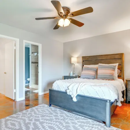5 Mi to ASU: Tempe Home w/ Heated Pool & Fire Pit