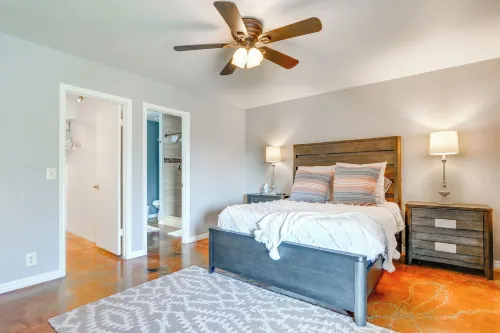 5 Mi to ASU: Tempe Home w/ Heated Pool & Fire Pit - Homestays