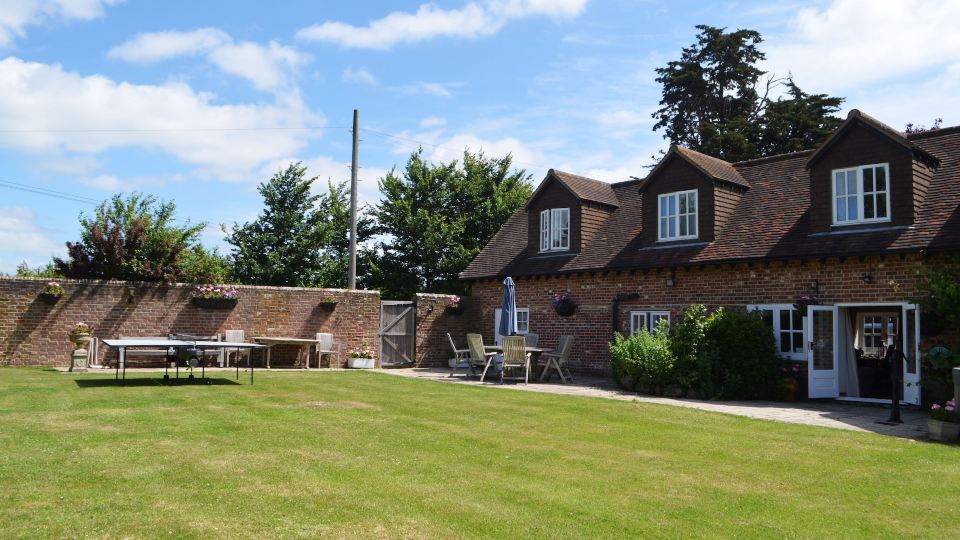 Hanger down House Bed and Breakfast