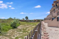 Mayan Princess 101 Beachfront Resort