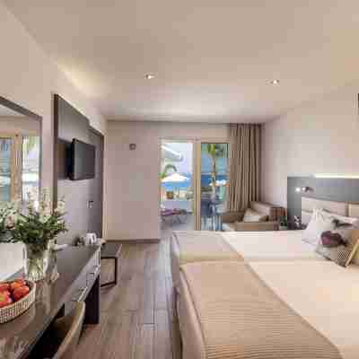 Queens Bay Hotel Rooms