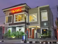 THE VILLA SOLO BARU Hotels in Grogol