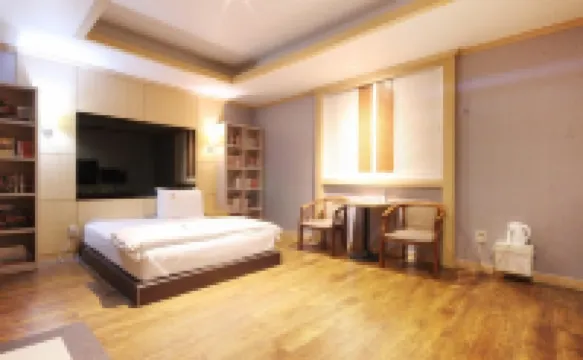 Daegu Dongdaegu Station Leaders