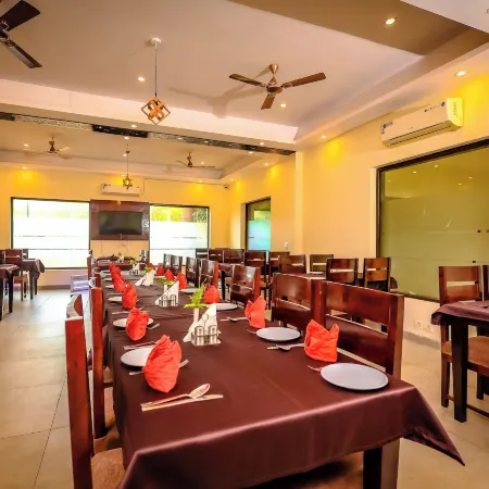 Chiraiya Resort and Hotels Отели в г. Рамнагар