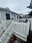 Beach House with 2 Beach Badges, 1 Block to the Beach, Boardwalk, and Shopping