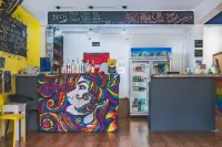 See Sea Backpackers House