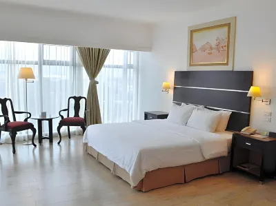 Days Hotel by Wyndham Iloilo