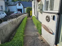 Dove Cottage - parking