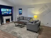 Cozy Luxury Cottage in Country with Fireplace & Hot Tub